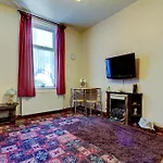 Waverley House Apartments