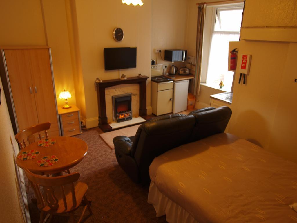 Waverley House