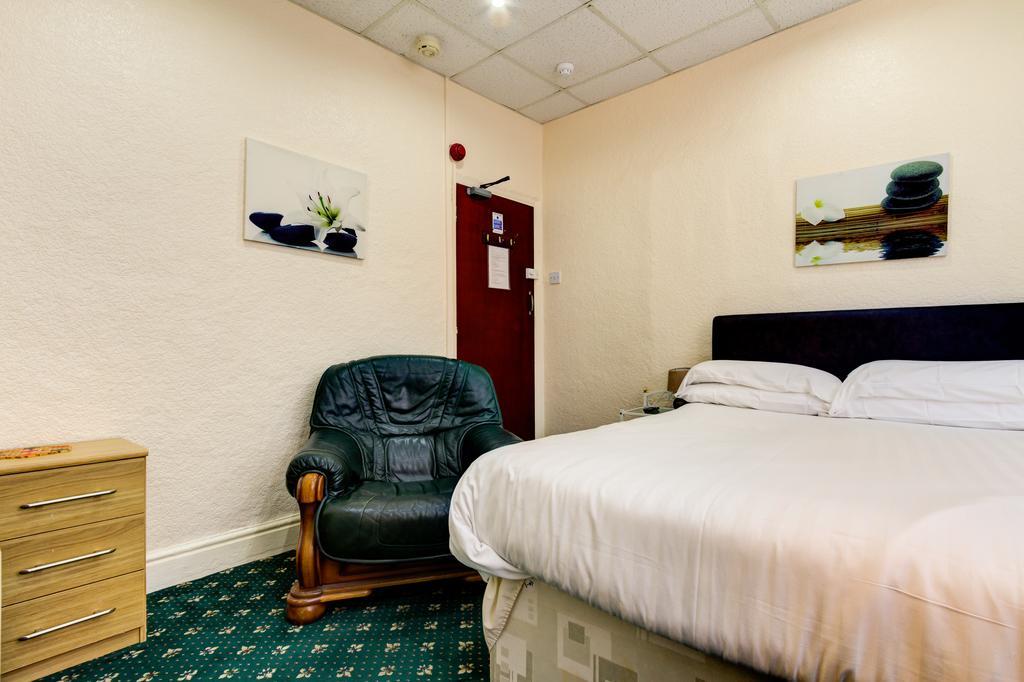 Waverley House Apartment