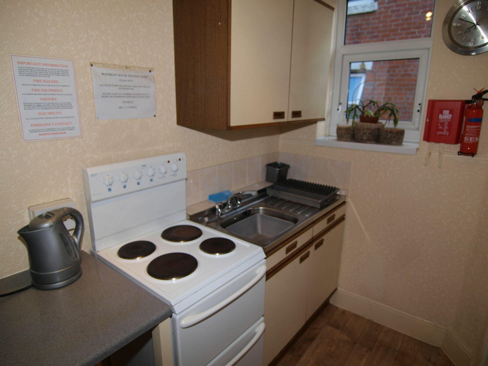 Waverley House Apartment