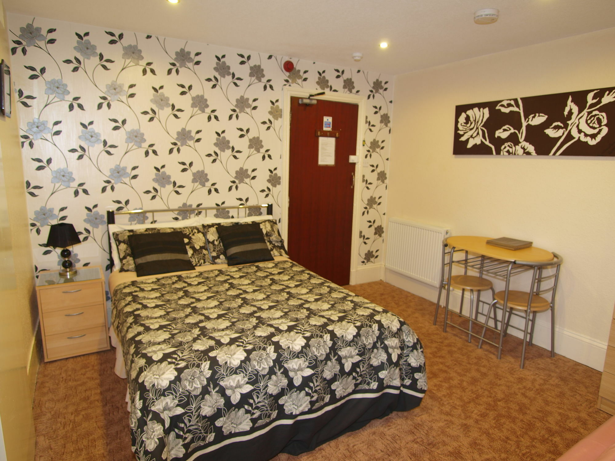 Waverley House *